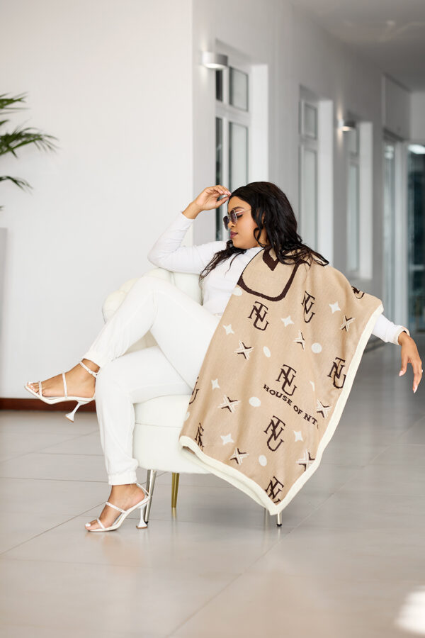 NTU Ityali - The Shawl (Biscuit Knit)